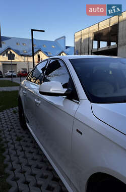 Седан Audi A4 2012 в Ивано-Франковске