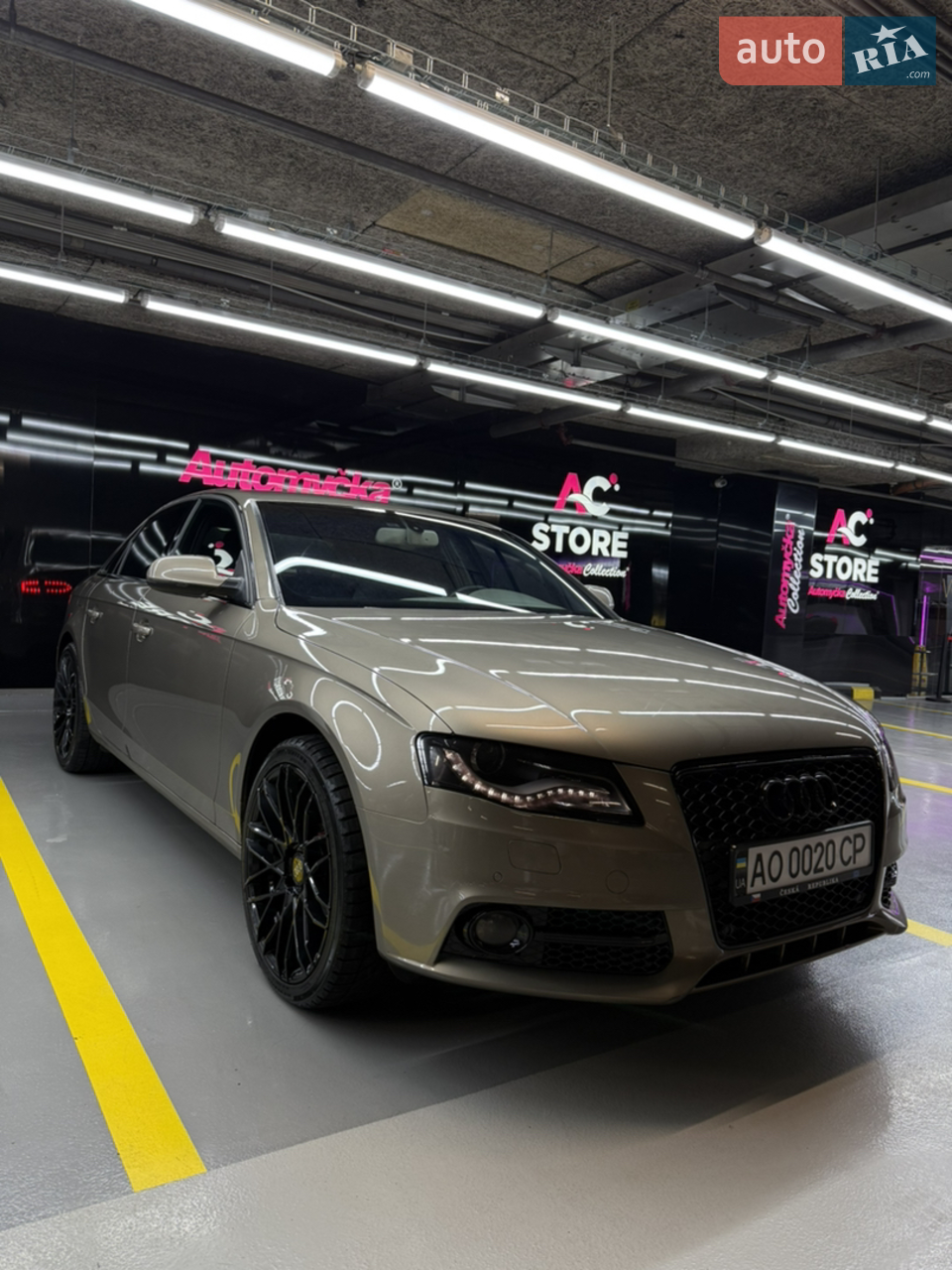 2010 Audi A4 - мініатюра 9