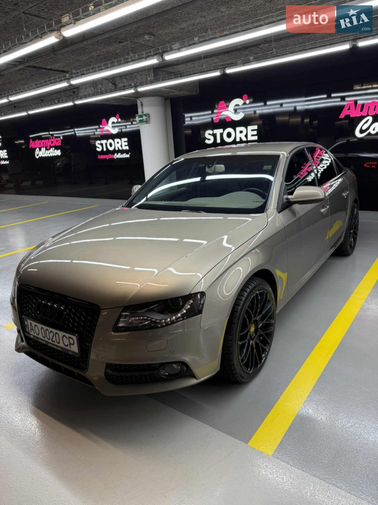 2010 Audi A4 - мініатюра 4