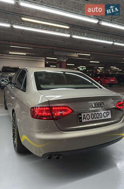 Седан Audi A4 2010 в 