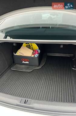 Седан Audi A4 2011 в 