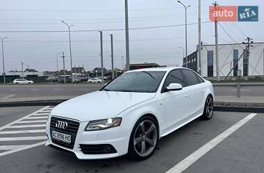 Седан Audi A4 2011 в 