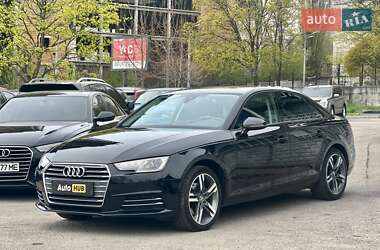 Седан Audi A4 2016 в 