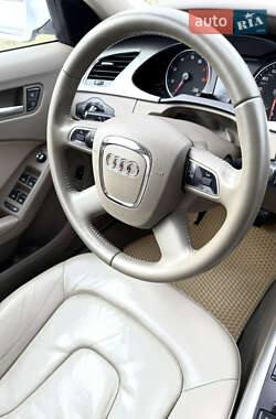 Седан Audi A4 2009 в 