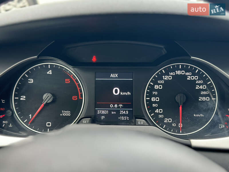 Универсал Audi A4 2011 в Киеве
