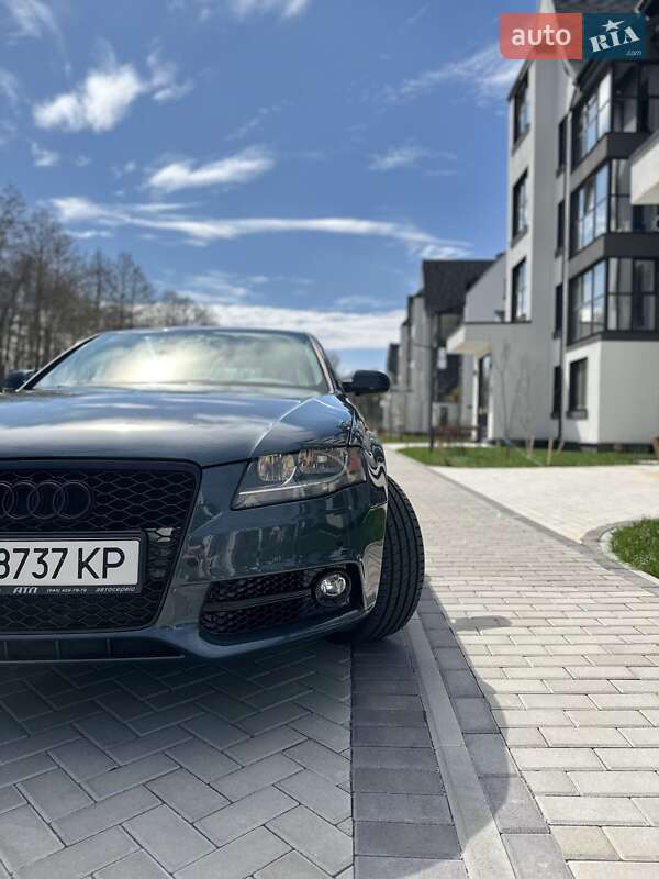 Седан Audi A4 2010 в Киеве