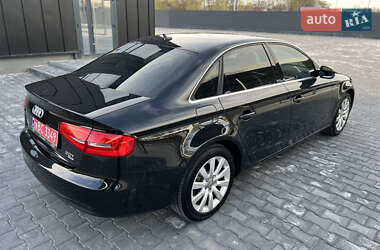Седан Audi A4 2013 в 