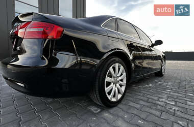 Седан Audi A4 2013 в 