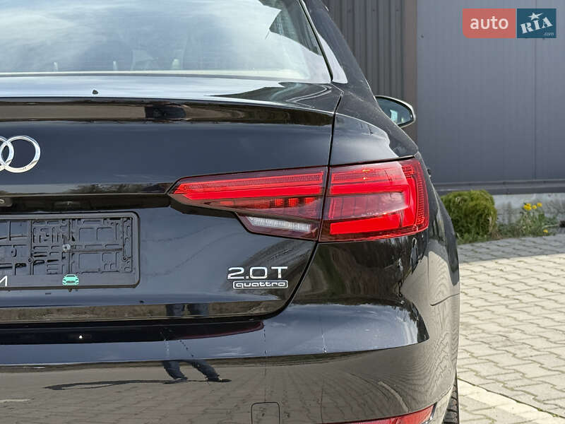 Седан Audi A4 2016 в Львові