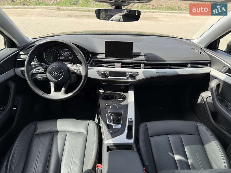 Седан Audi A4 2016 в Львові