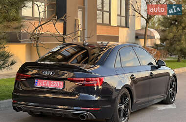 Седан Audi A4 2017 в 