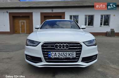Седан Audi A4 2015 в Умані