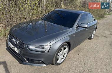 Седан Audi A4 2012 в 