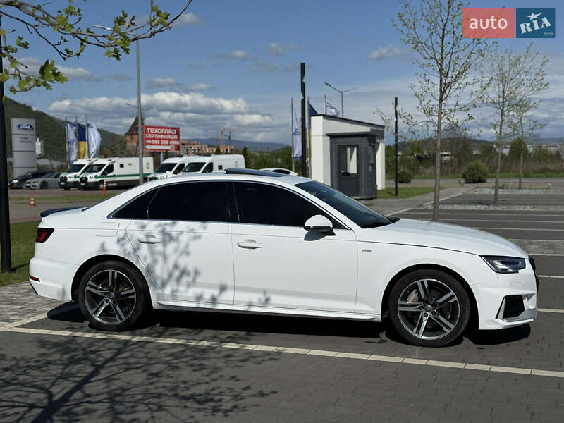 Седан Audi A4 2018 в Ужгороде
