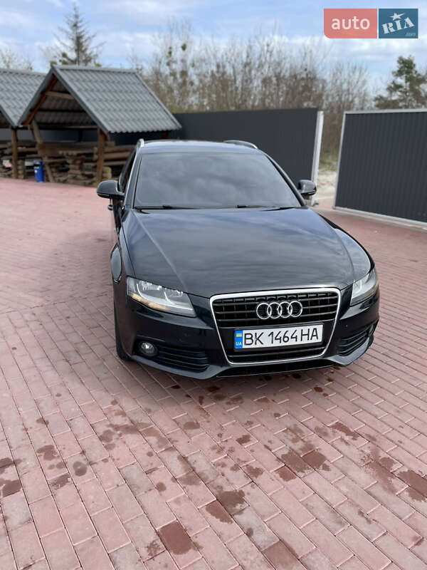 Универсал Audi A4 2009 в Сарнах
