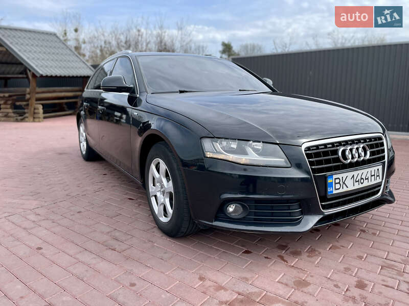 Универсал Audi A4 2009 в Сарнах