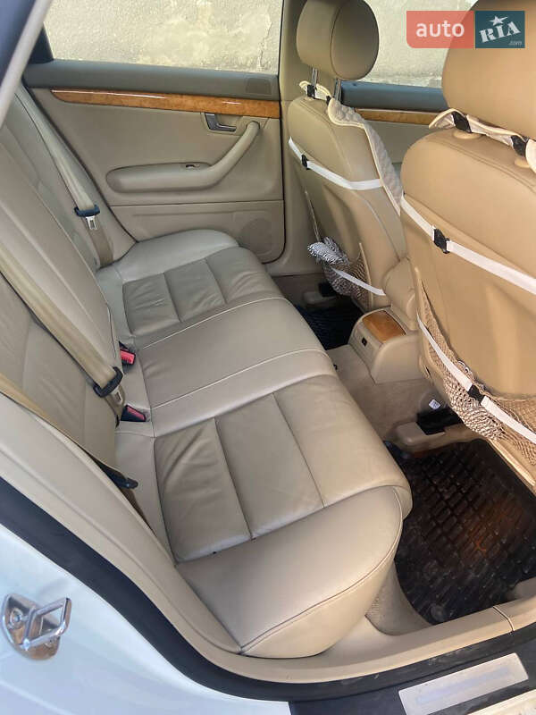 Седан Audi A4 2005 в Одесі