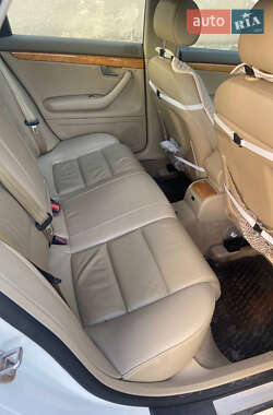 Седан Audi A4 2005 в 