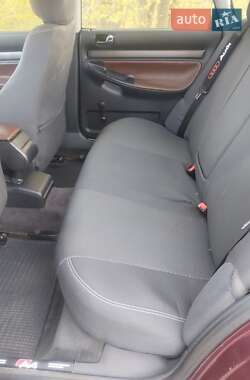 Седан Audi A4 1995 в 