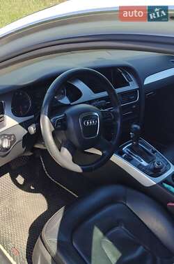Седан Audi A4 2011 в 