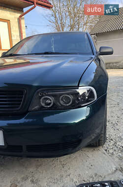 Седан Audi A4 1996 в 