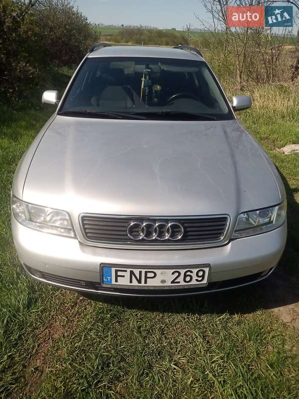 Універсал Audi A4 2000 в Петропавлівці