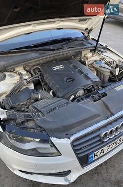 Седан Audi A4 2011 в Киеве