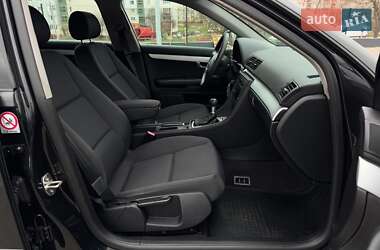 Универсал Audi A4 2002 в 