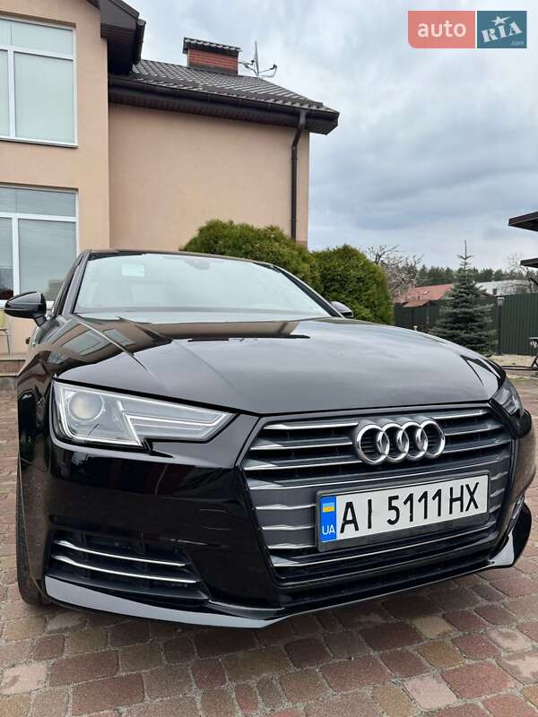 Седан Audi A4 2017 в Обухове