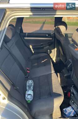 Универсал Audi A4 2000 в 