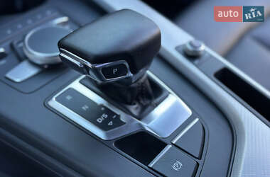 Седан Audi A4 2016 в 