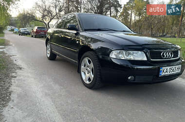 Седан Audi A4 1999 в 