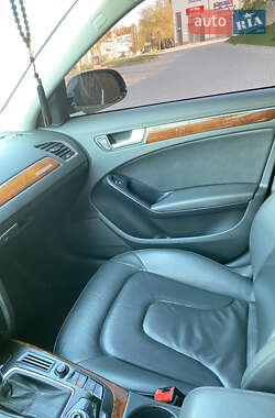 Седан Audi A4 2009 в 