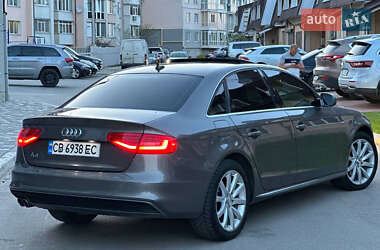 Седан Audi A4 2013 в 