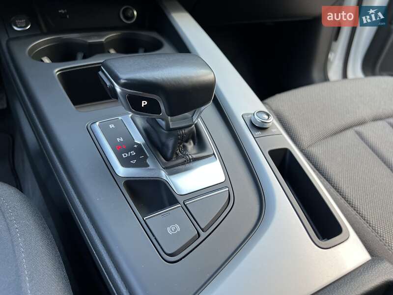 Универсал Audi A4 2021 в Дрогобыче
