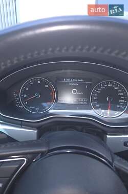 Седан Audi A4 2016 в Ужгороде
