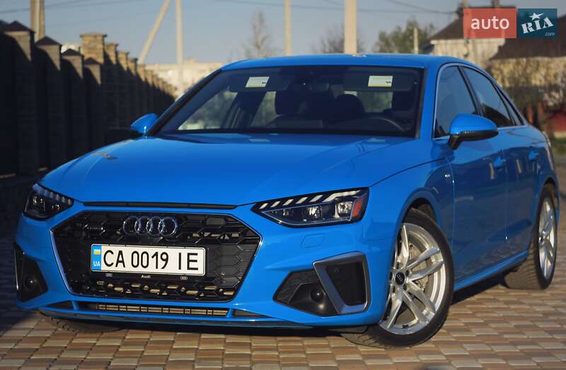Седан Audi A4 2022 в Черкассах