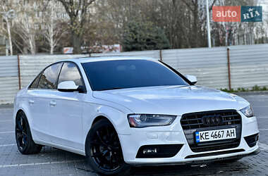 Седан Audi A4 2012 в 
