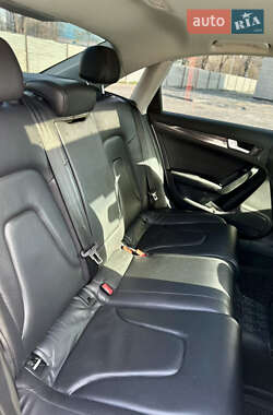 Седан Audi A4 2012 в 