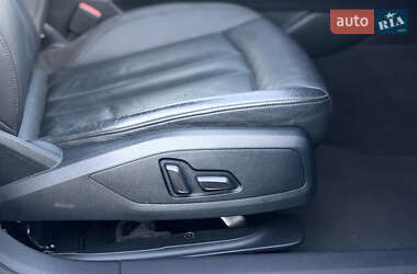 Седан Audi A4 2015 в 