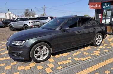 Седан Audi A4 2018 в 