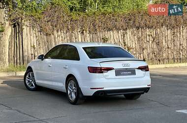 Седан Audi A4 2017 в 