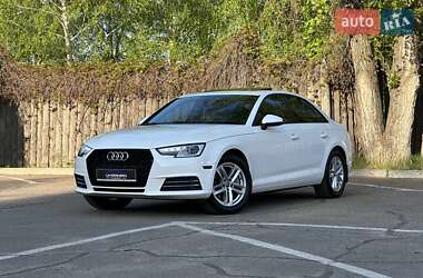Audi A4 2017 Audi A4 2017