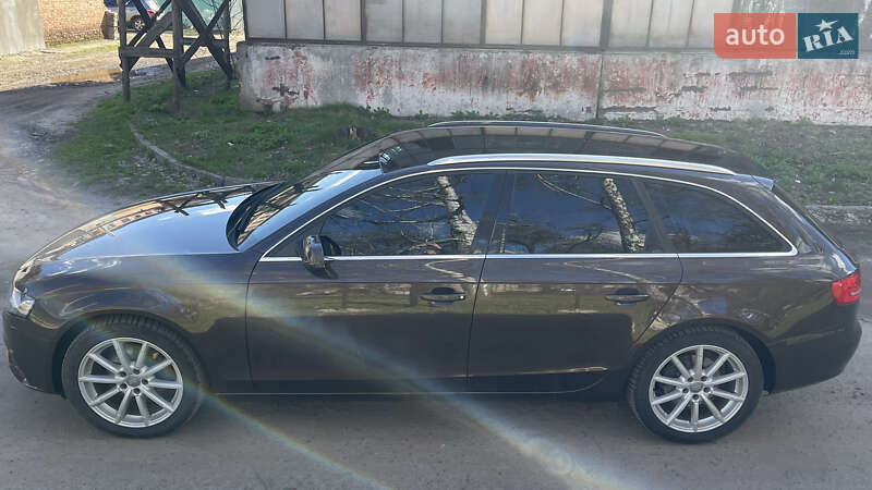 Универсал Audi A4 2011 в Ахтырке