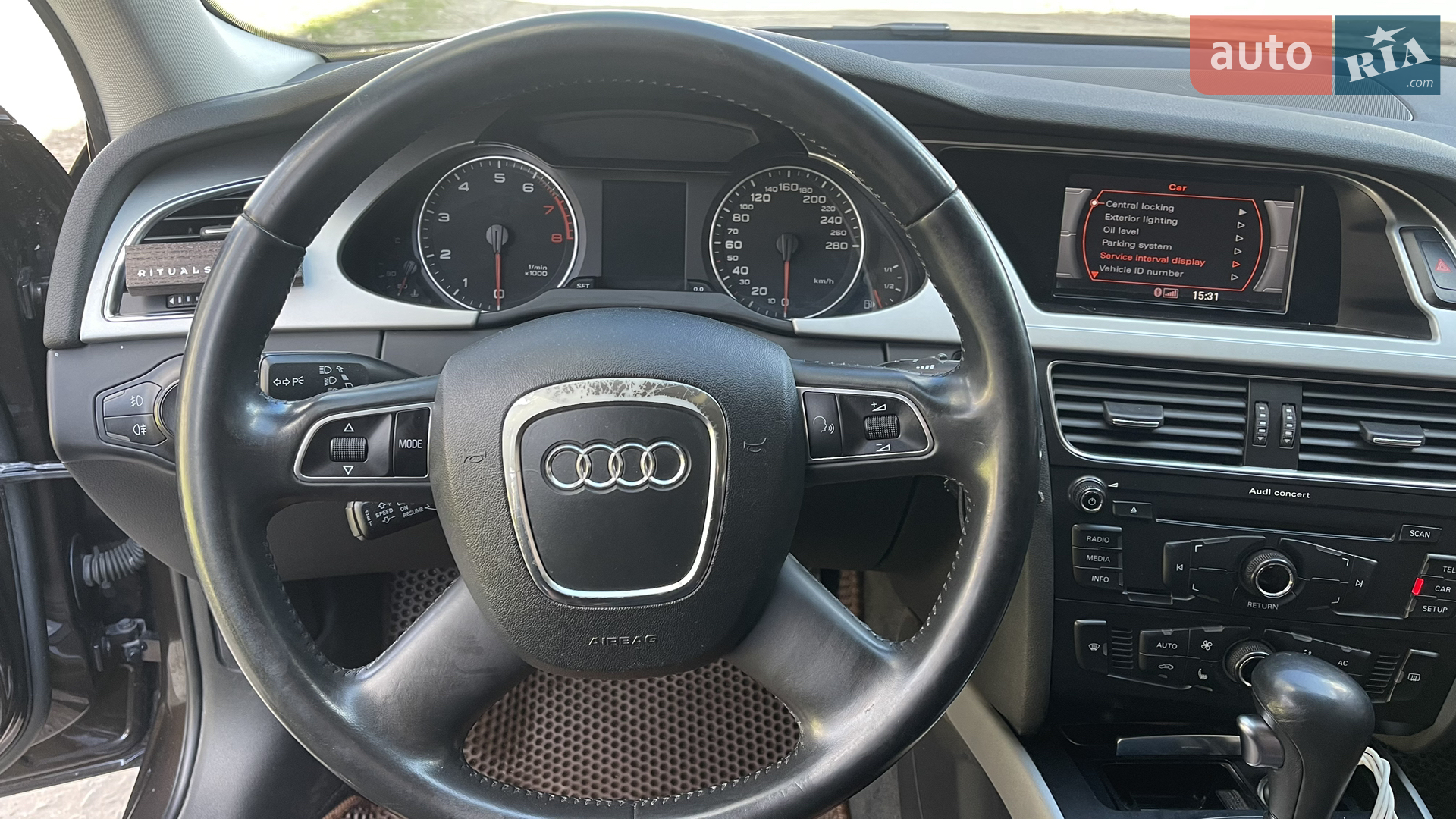 2011 Audi A4 - мініатюра 18