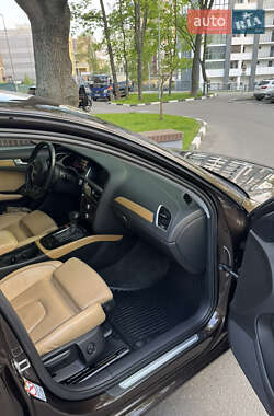 Седан Audi A4 2012 в 