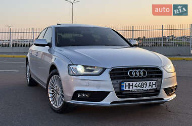 Седан Audi A4 2013 в 