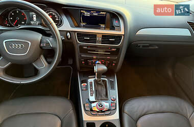 Седан Audi A4 2013 в 