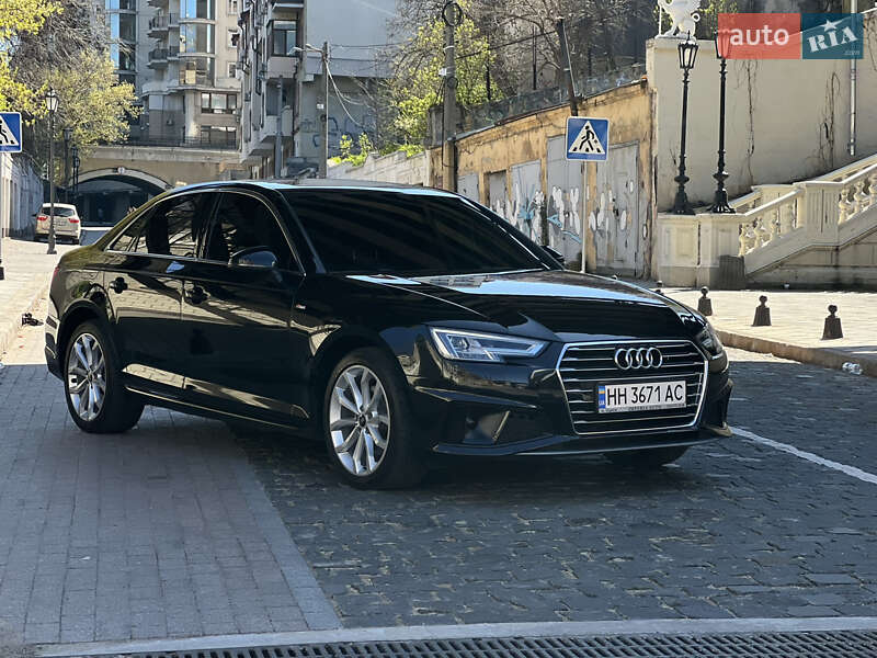 Седан Audi A4 2019 в Одессе