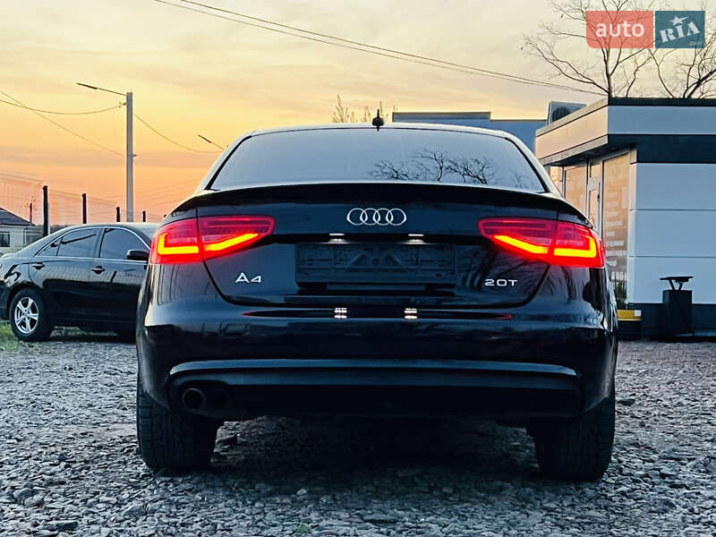 Седан Audi A4 2012 в Харькове